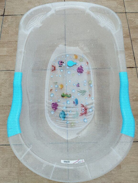 Körpə vannası — Pampers və gigiyena, Bakı (2)