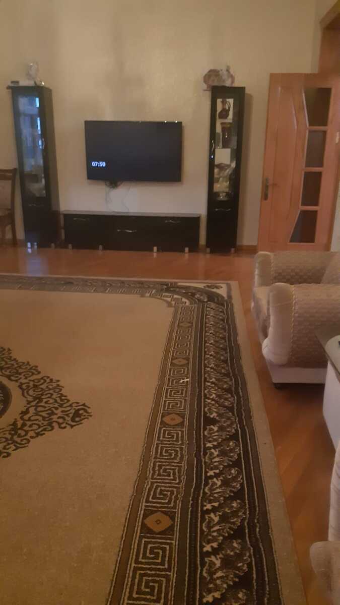 Satılır 5 otaqlı həyət evi/bağ evi 220 m² — Ev, villa, Bakı (5)