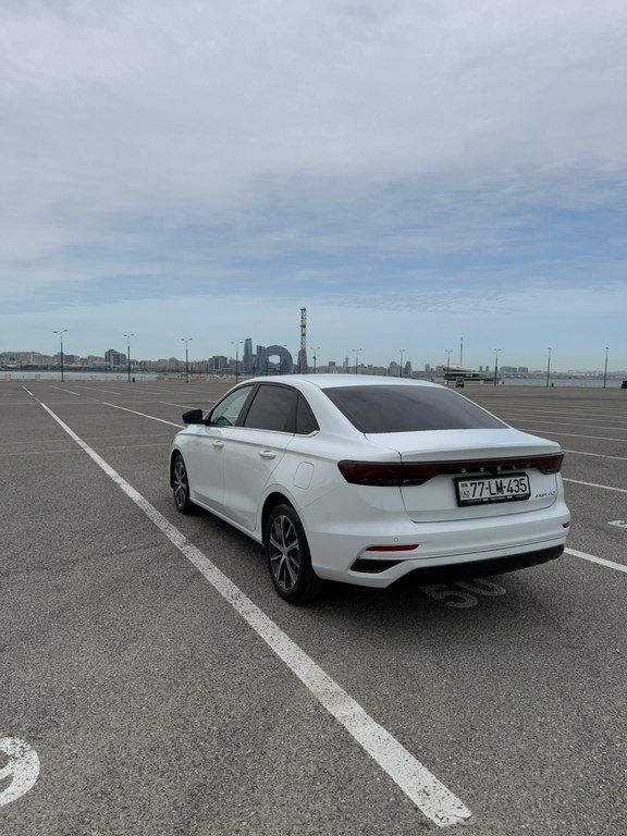 Geely Emgrand, 1.5 L, 2023 il, 75 000 km 77-LM-435 — Avtomobillər, Bakı (4)