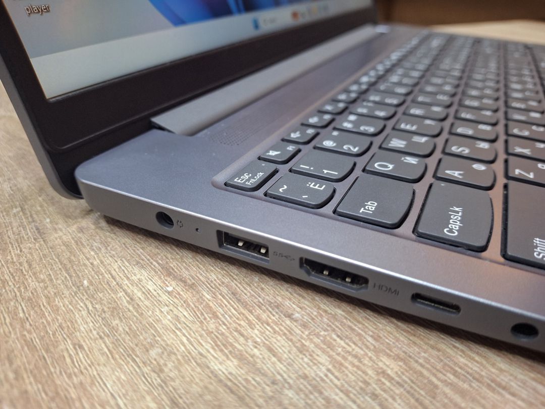 Noutbuk Lenovo i3 1315U 8gb Ram 256GB — Noutbuklar, Bakı (3)