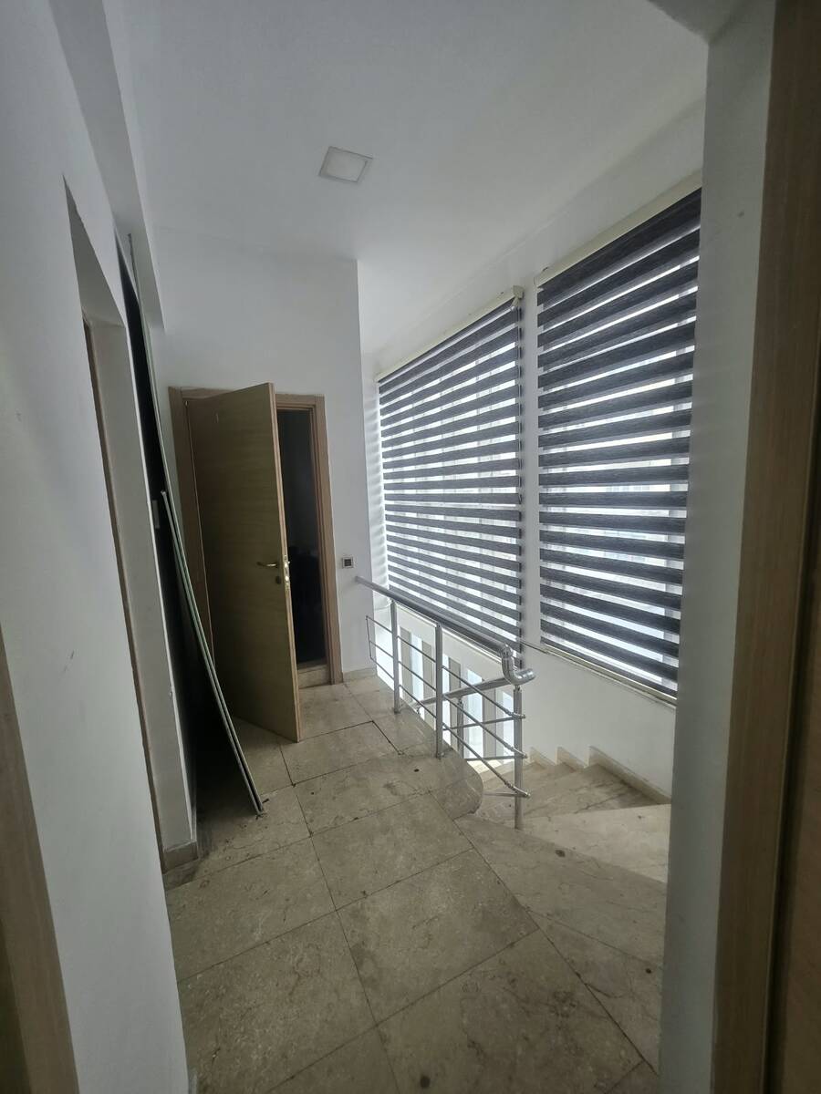 Satılır obyekt 220 m² — Əmlak, Bakı (11)