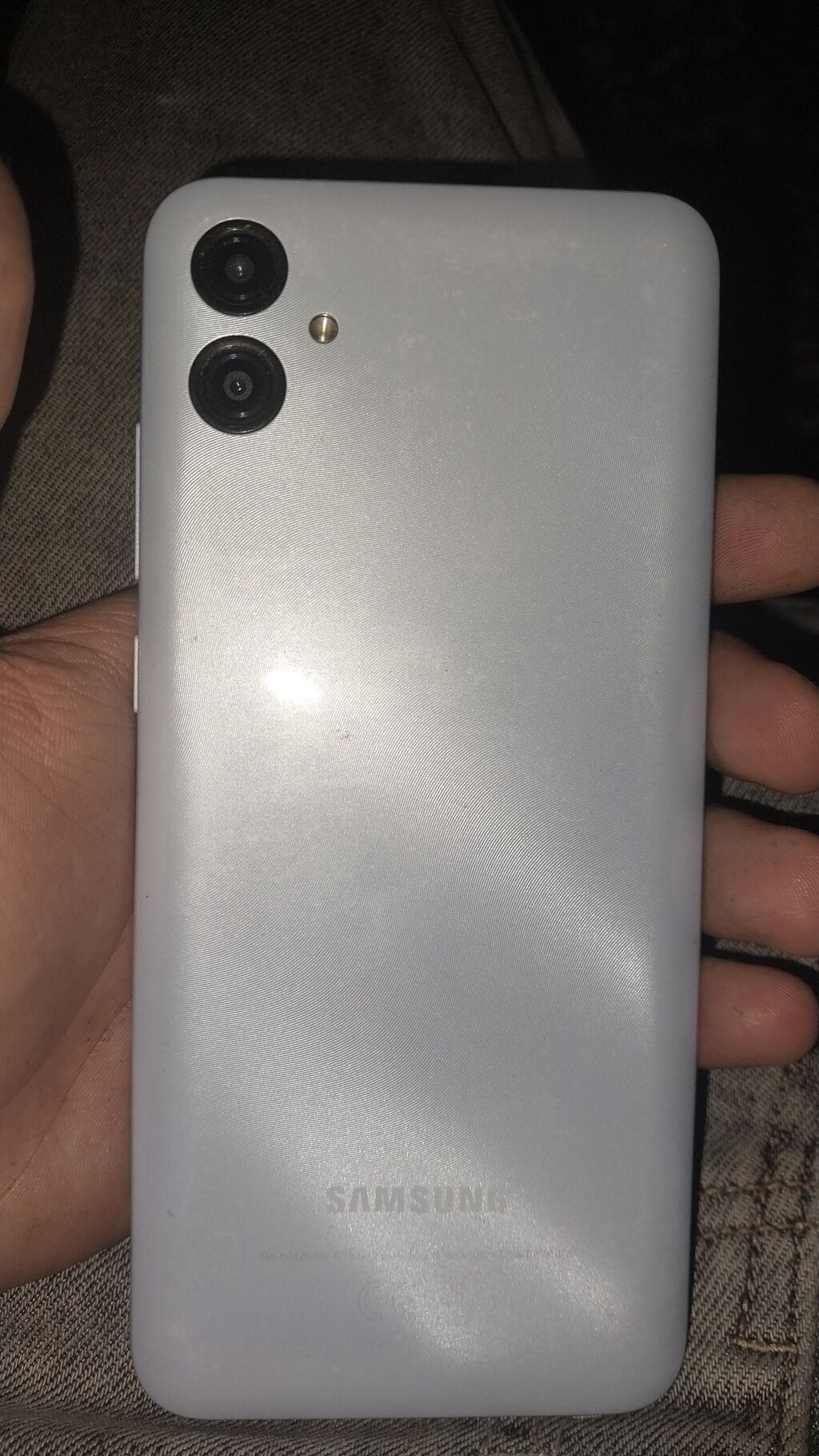 Samsung Galaxy A04s, 128 GB, rəng - Gümüşü, Qırıq — Samsung, Bakı (2)