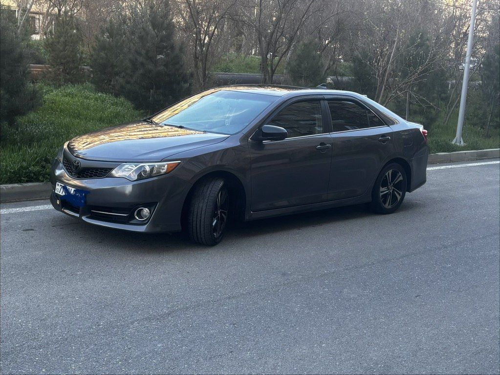 Toyota Camry, 2.5 L, 2014 il, 245 000 km — Avtomobillər, Bakı