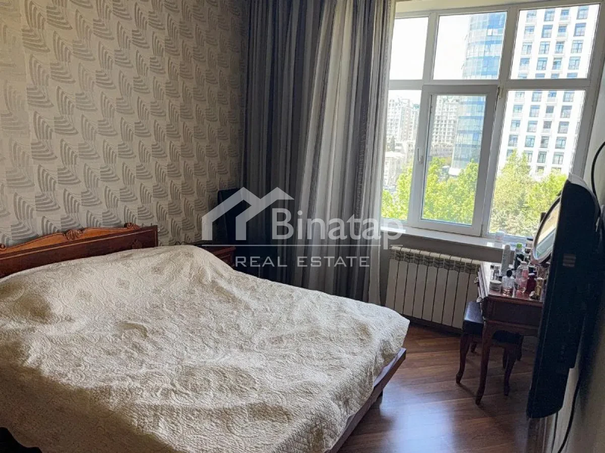 Satılır 3 otaqlı köhnə tikili 85 m², 28 May metrosu, Nəsimi rayonu — Mənzil, Bakı (4)