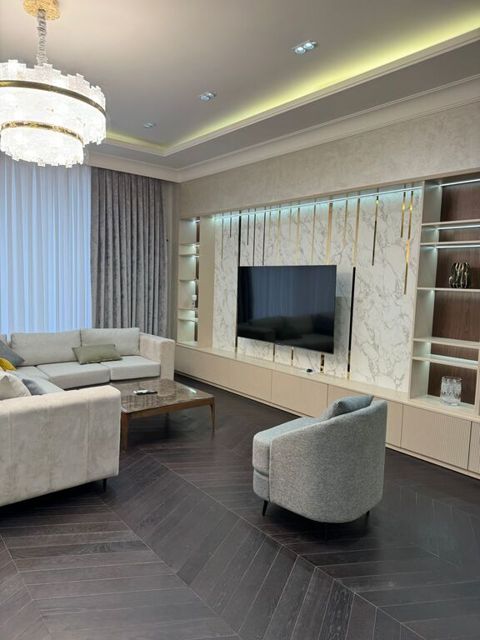 İcarəyə verilir 3 otaqlı yeni tikili 180 m² — Bakı