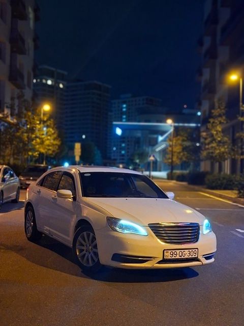 Chrysler 200, 2.4 L, 2012 il, 217 000 km — Bakı