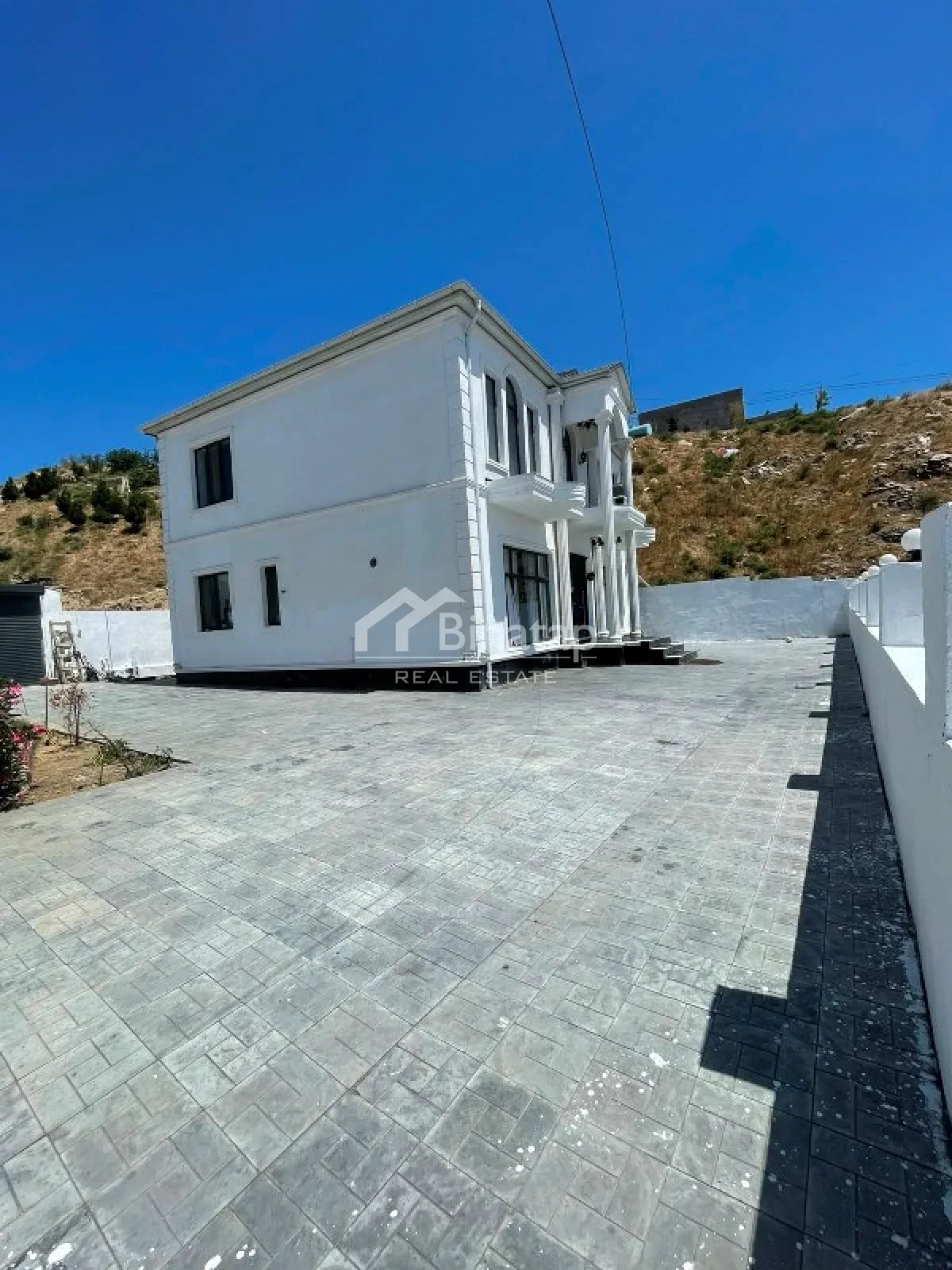 Satılır 5 otaqlı həyət evi / bağ evi 200 m², Badamdar qəsəbəsi, Səbail rayonu — Ev, villa, Bakı (3)