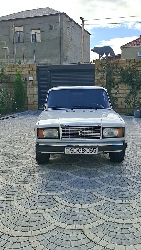 VAZ (Lada) 2107: 1.8 l 3337 km Sedan — Sumqayıt