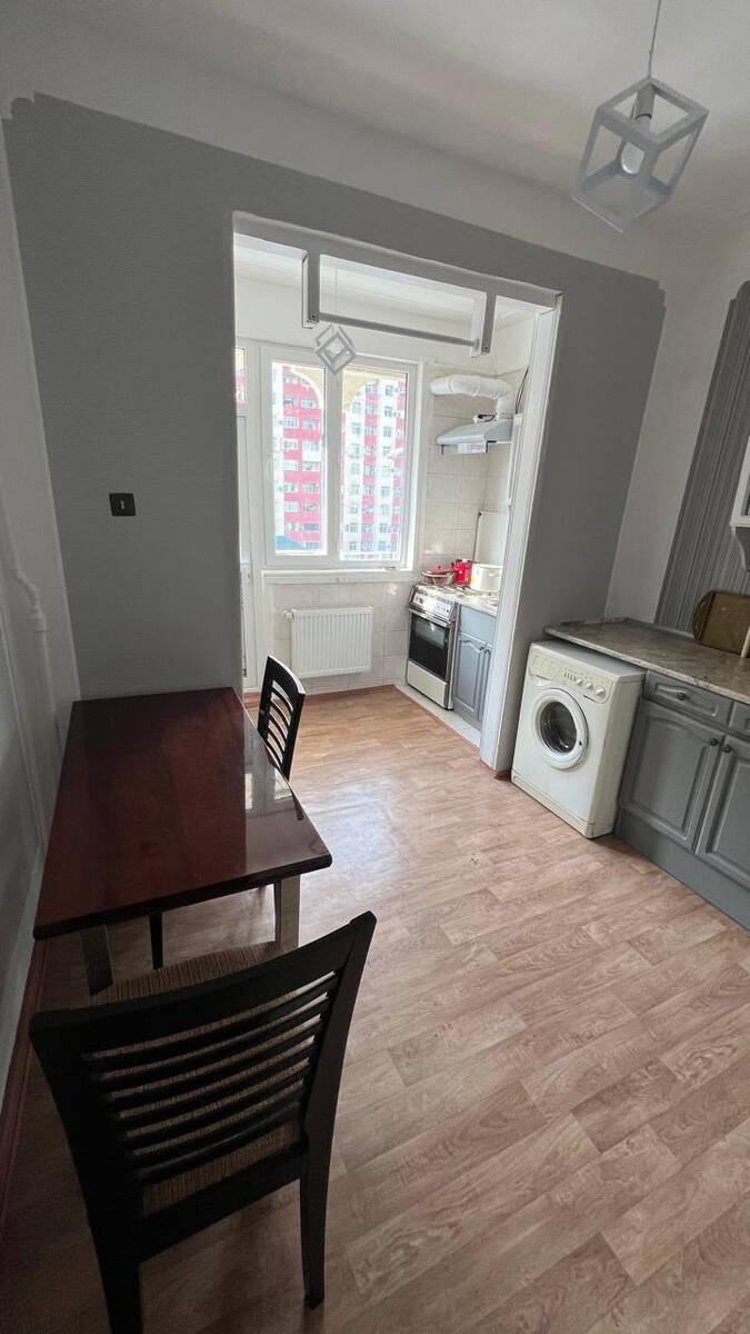 İcarəyə verilir 2 otaqlı köhnə tikili 60 m² — Mənzil, Bakı (9)