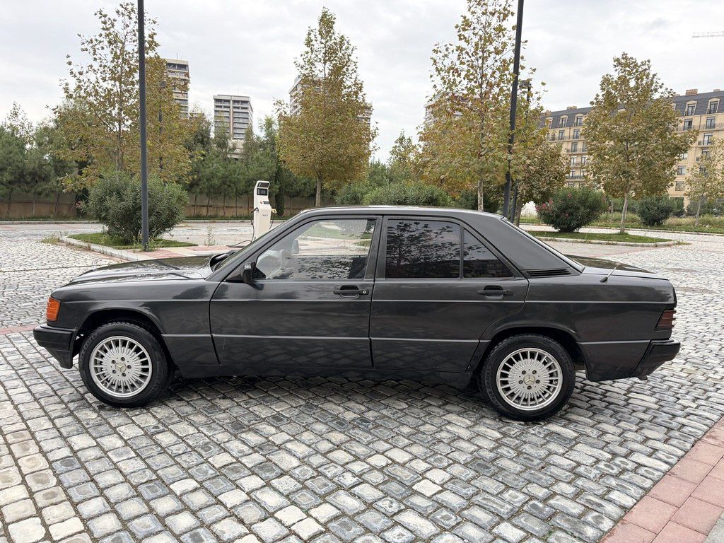 Mercedes 190, 1.8 L, 1991 il, 304 019 km — Avtomobillər, Bakı (10)