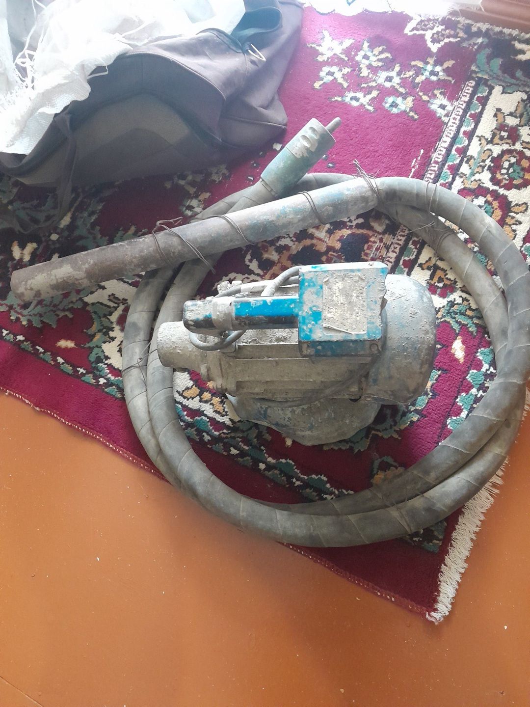 Beton vibratoru — Təmir və inşaat, Bakı (2)