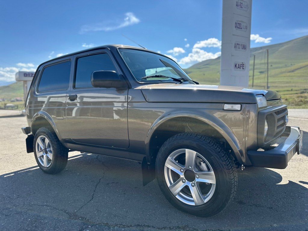 Lada (VAZ) Niva, 1.7 L, 2025 il, 9 000 km 77-VQ-021 — Avtomobillər, Gədəbəy (2)