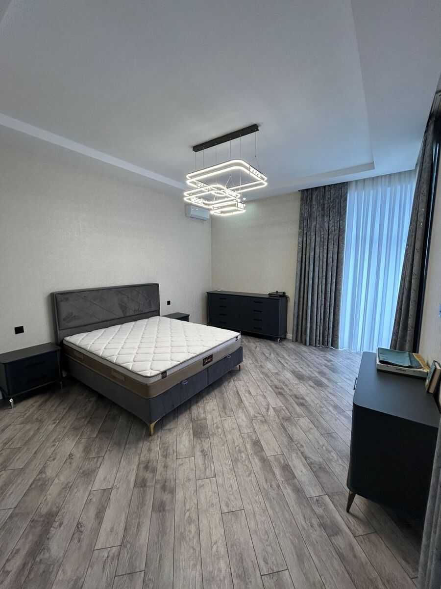 Satılır 5 otaqlı həyət evi/bağ evi 300 m² — Ev, villa, Bakı (12)