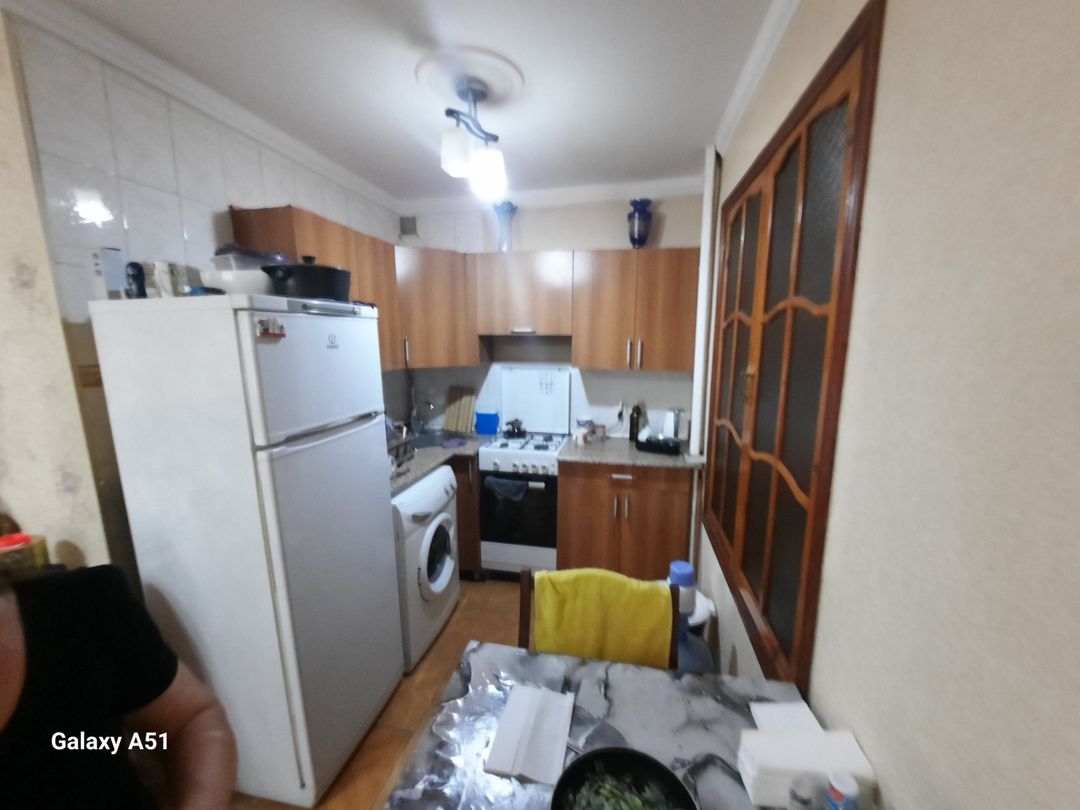 Satılır 2 otaqlı köhnə tikili 50 m² — Mənzil, Bakı (3)