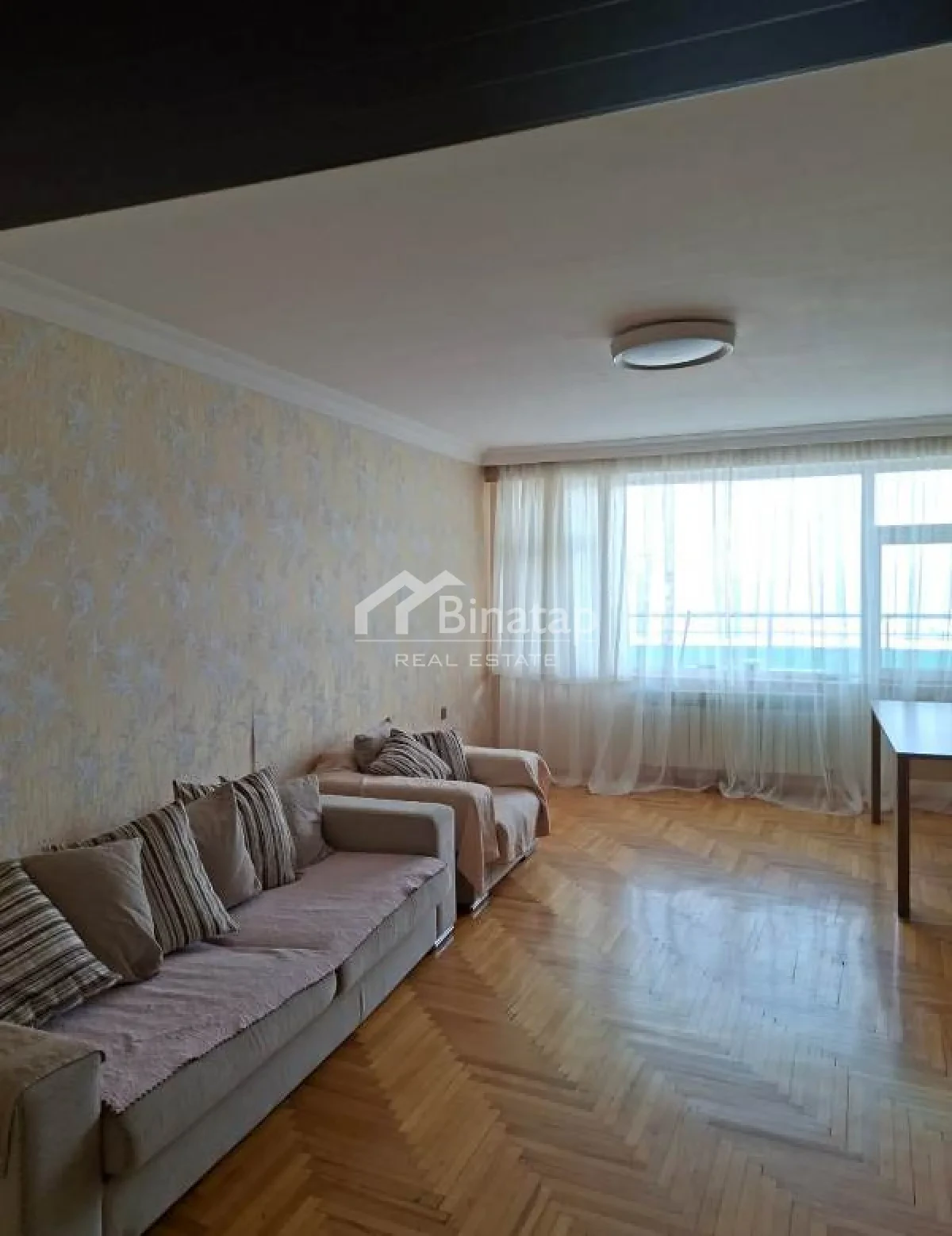 Satılır 4 otaqlı köhnə tikili 120 m², Bayıl qəsəbəsi, Səbail rayonu — Mənzil, Bakı