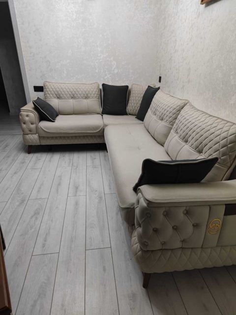 Künc divan — Bakı