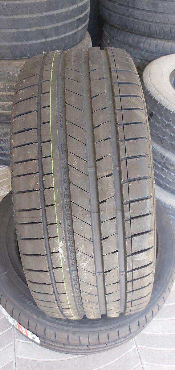 Kumho şinləri 245/45 R18 — Ehtiyat hissələri və aksesuarlar, Bakı (2)