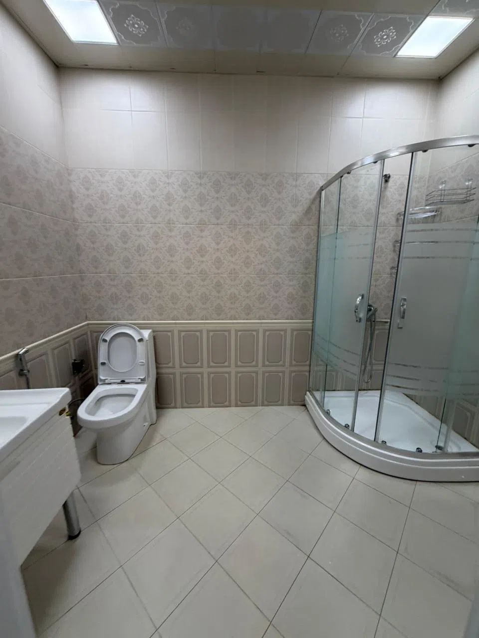 3 otaqlı mənzil 145 m² kirayə verilir — Mənzil, Bakı (5)