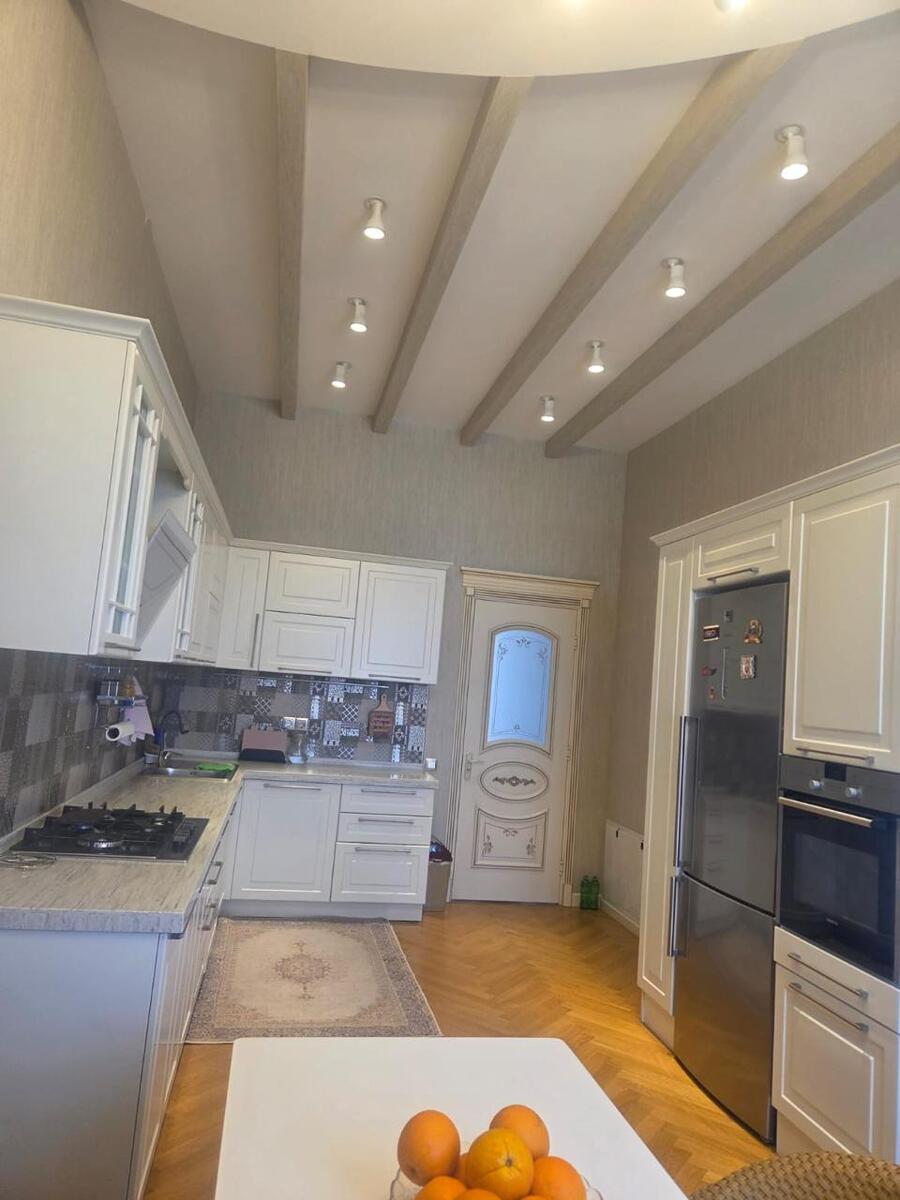 Satılır 11 otaqlı həyət evi/bağ evi 480 m² — Ev, villa, Bakı (12)