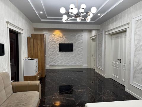 Satılır 4 otaqlı yeni tikili 130 m² — 300 000 ₼ · Bakı · Mənzil Satılır 4 otaqlı yeni tikili 130 m² — Bakı