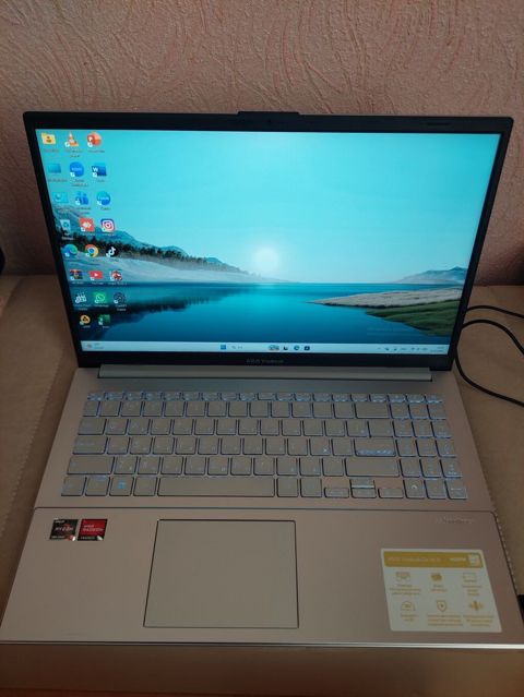 ASUS VivoBook 15 noutbuku - Ekran: 15.6" Full HD (1920x1080), nazik — Kürdəmir