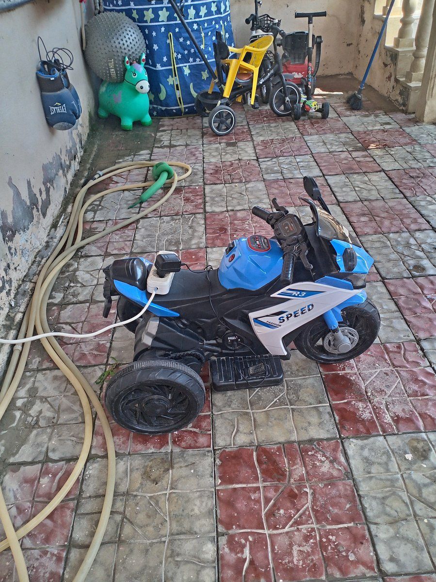 Uşaq motosikleti — Uşaq avtomobilləri, Bakı (2)