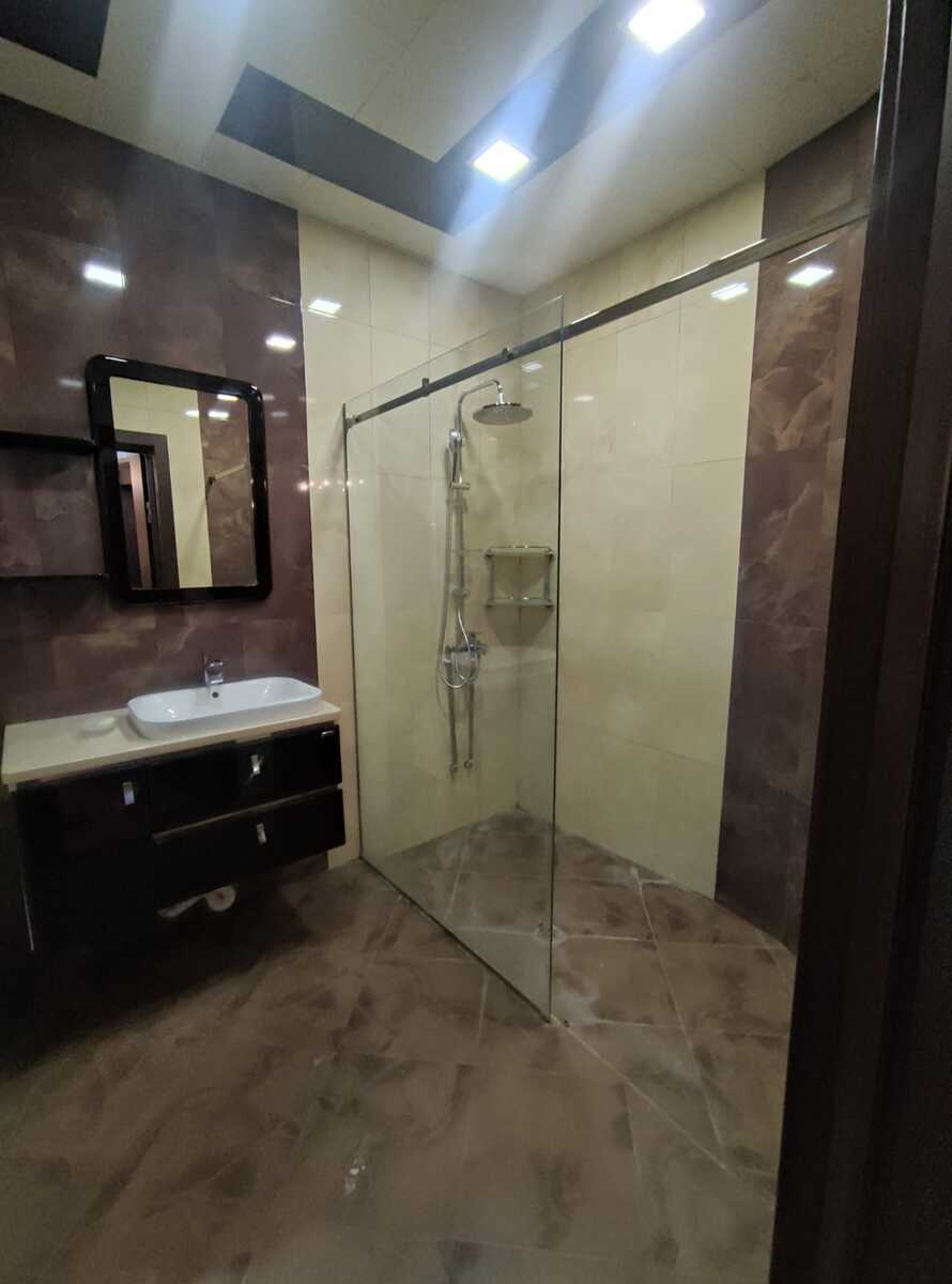 İcarəyə verilir 3 otaqlı yeni tikili 135 m² — Mənzil, Bakı (8)
