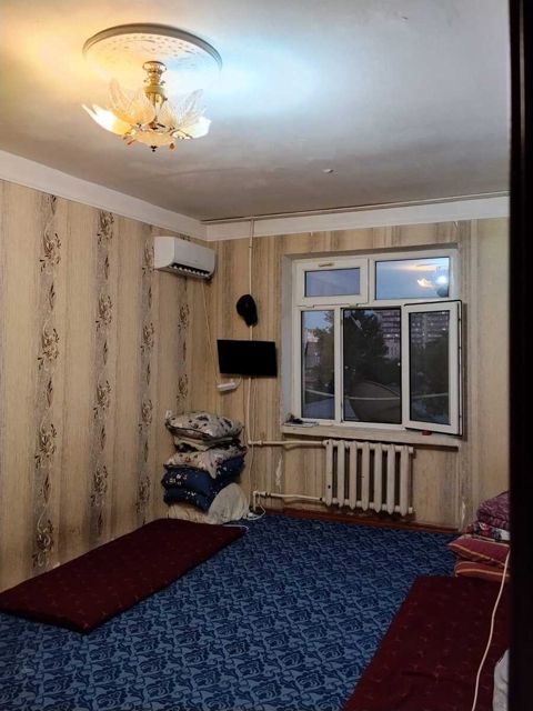 Satılır 2 otaqlı köhnə tikili 55 m² — Bakı