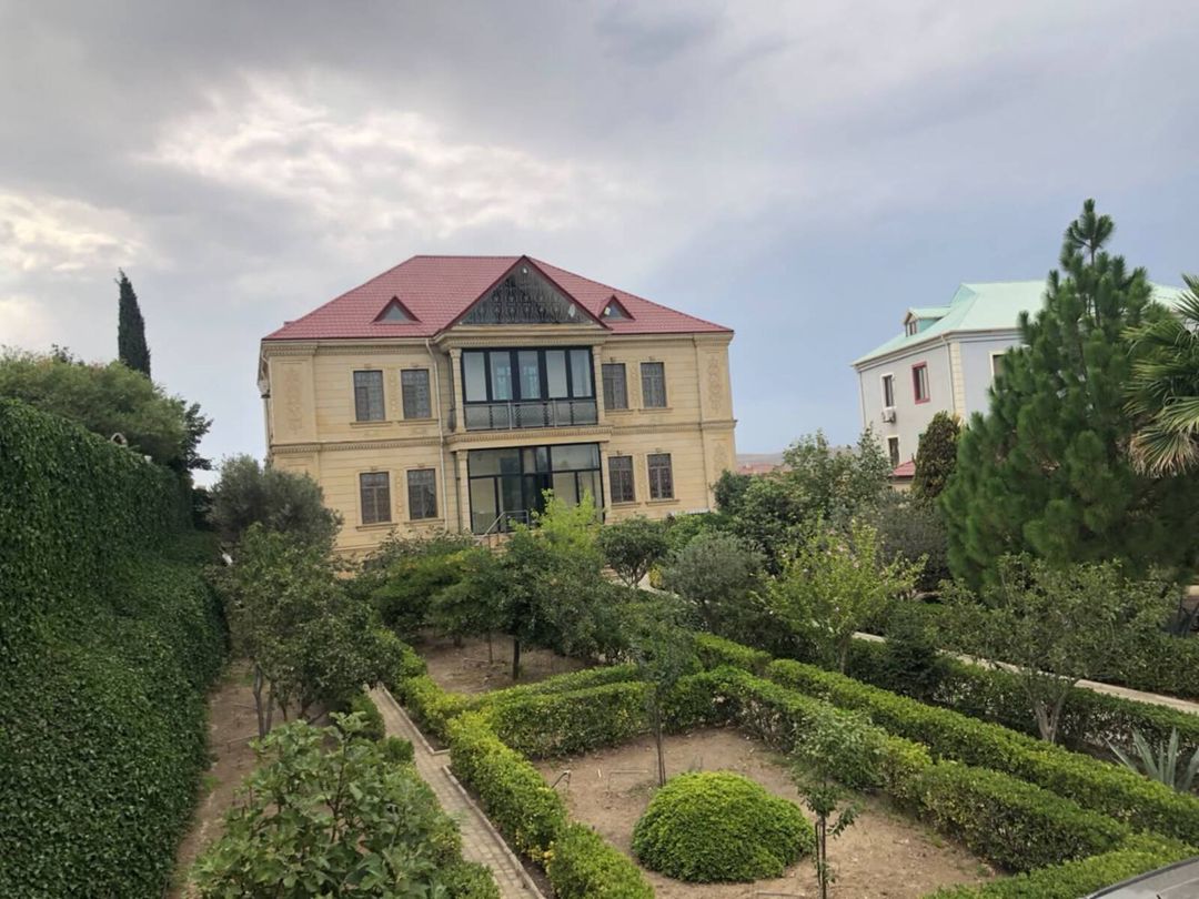 Satılır 7 otaqlı həyət evi/bağ evi 850 m² — Ev, villa, Bakı (3)