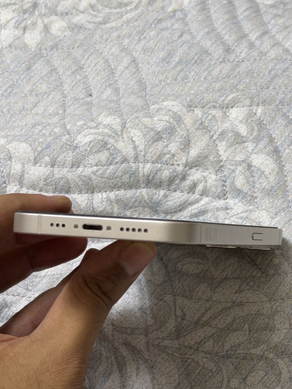IPhone 13, 128 GB, Ağ, Simsiz şarj, Face ID — Apple iPhone, Bakı (4)