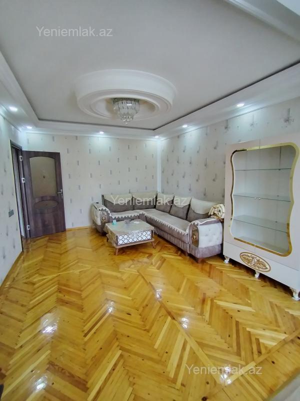 Satılır 3 otaqlı Bina evi menzil (Köhnə tikili), 70 m², 17-ci mikrorayon — Mənzil, Sumqayıt (2)