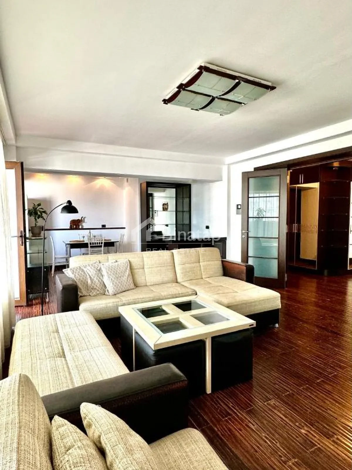 Satılır 3 otaqlı köhnə tikili 125 m², Sahil metrosu, Səbail rayonu — Mənzil, Bakı (2)