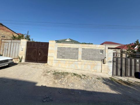 Satılır 3 otaqlı həyət evi/bağ evi 100 m² — Bakı