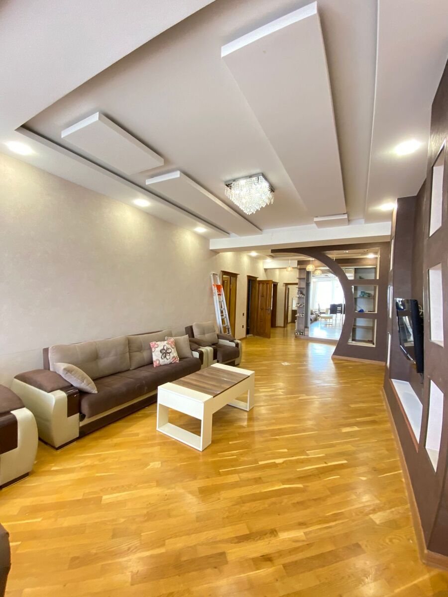 İcarəyə verilir 3 otaqlı yeni tikili 140 m² — Mənzil, Bakı