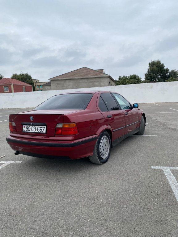 BMW 318, 1.8 L, 1993 il, 300 000 km 90-CB-667 — Avtomobillər, Bakı (3)