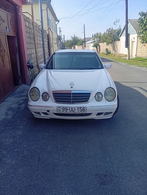 Mercedes E 220, 2.2 L, 2001 il, 555 555 km — Bakı