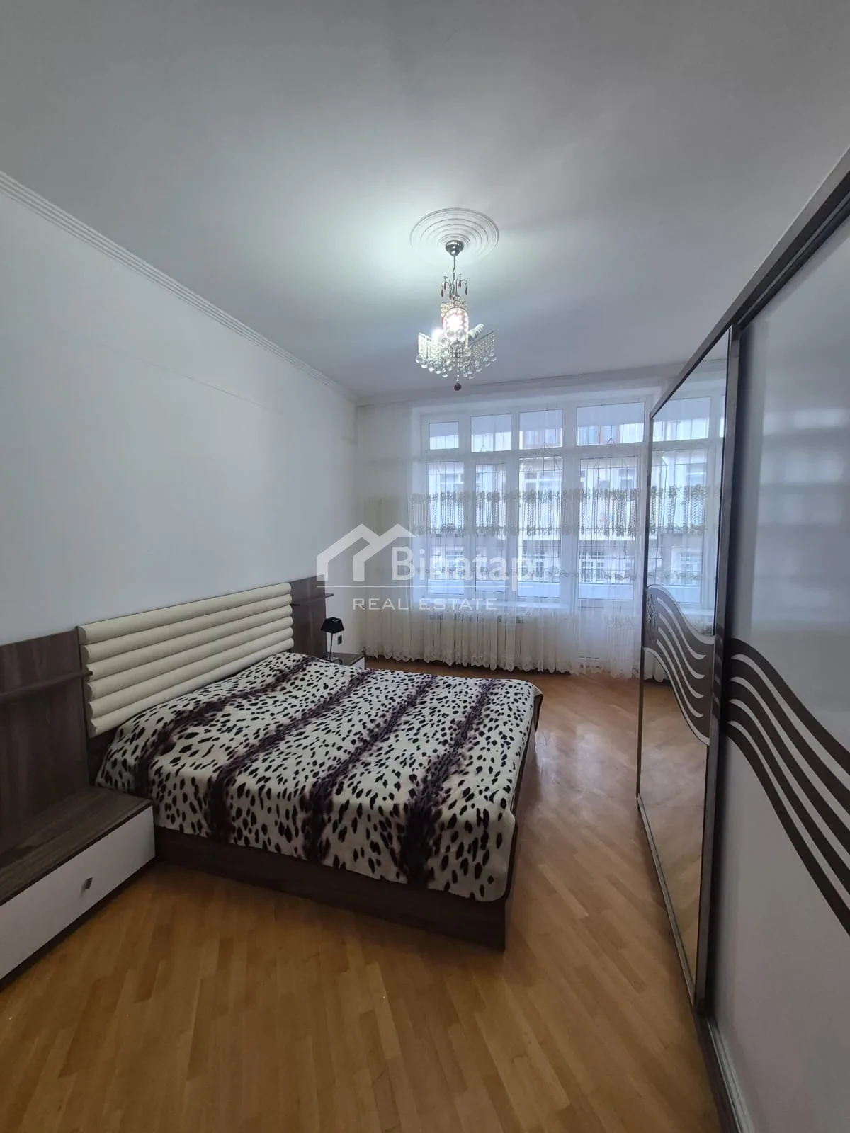 İcarəyə verilir 4 otaqlı köhnə tikili 120 m², 28 May metrosu, Nəsimi rayonu — Mənzil, Bakı (5)