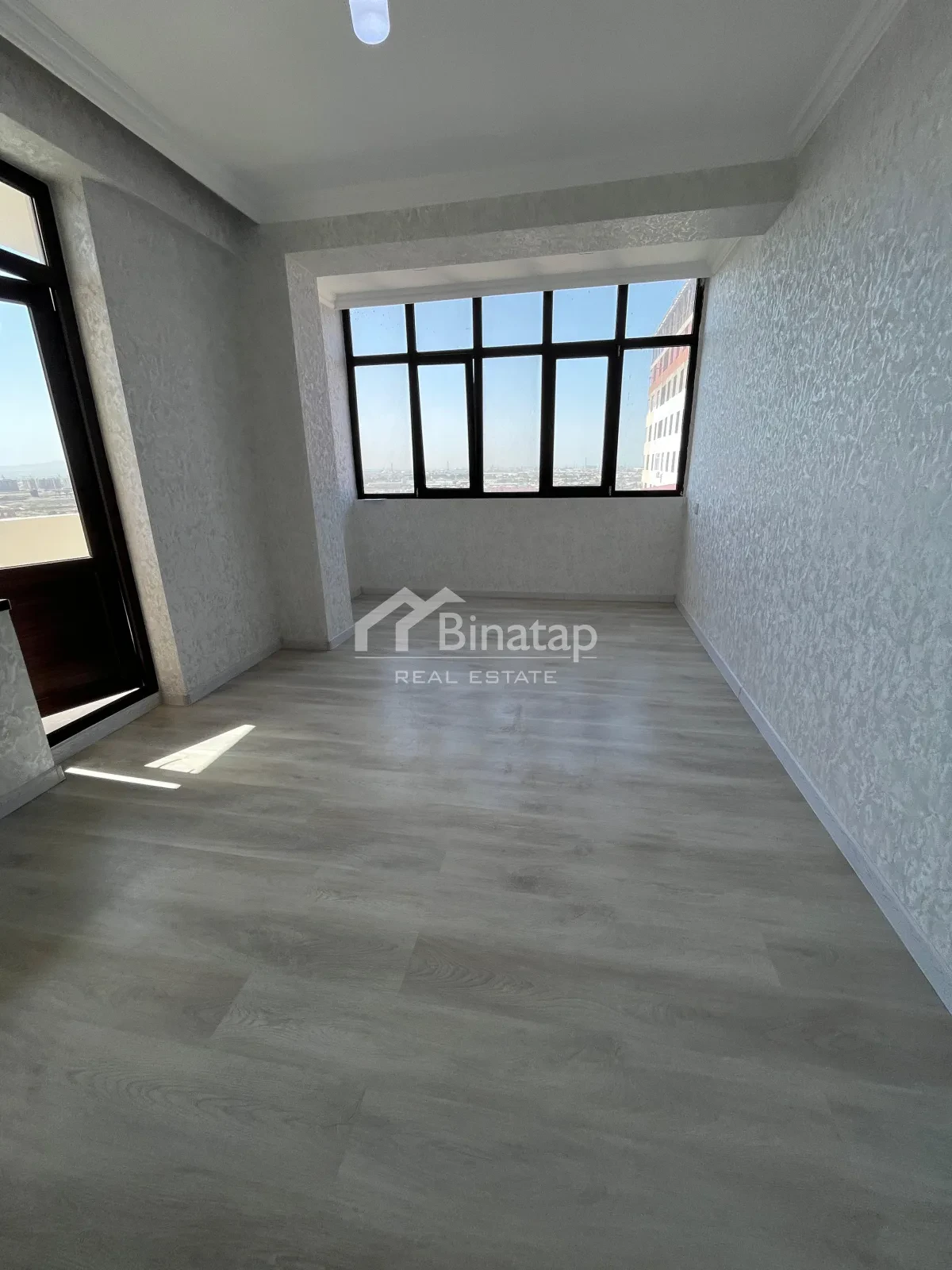 Satılır 3 otaqlı yeni tikili 102.5 m², Sumqayıt mərkəz — Bakı