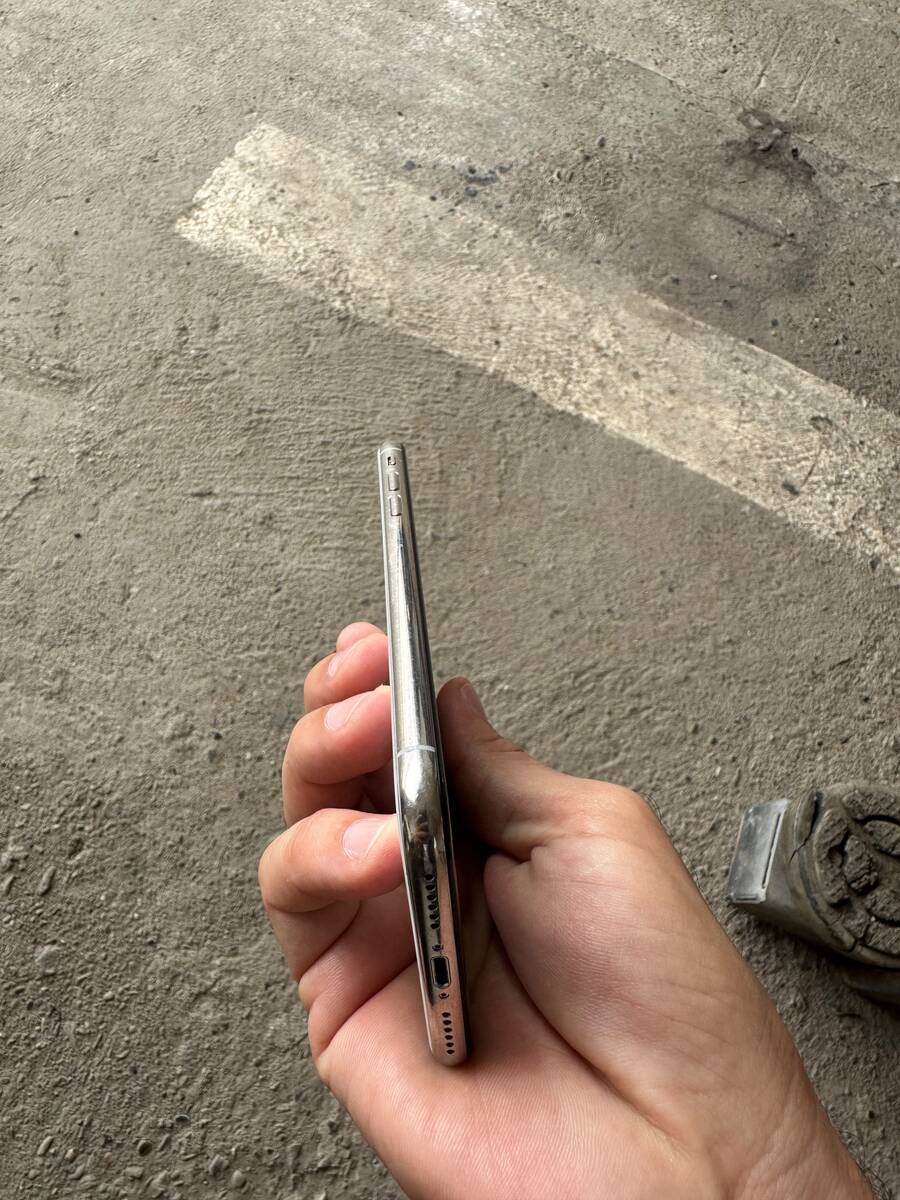 Apple iPhone X Silver 64GB/3GB — Smartfonlar, Bakı (2)