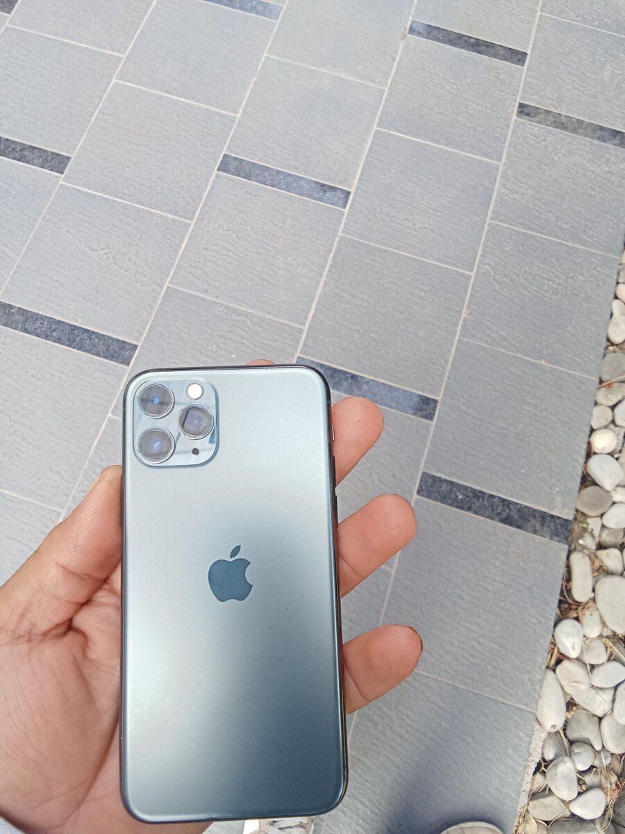 Apple iPhone 11 Pro Silver 64GB/4GB — Smartfonlar, Bakı