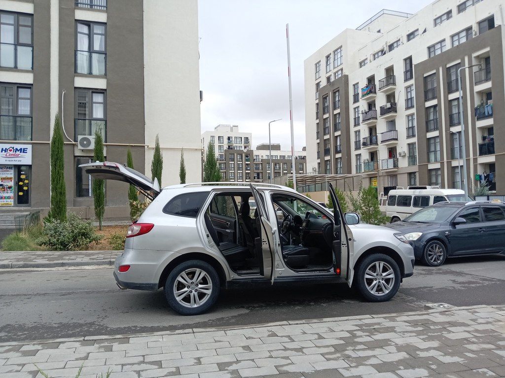 Hyundai Santa Fe, 2.0 L, 2010 il, 319 779 km 77-KV-695 — Avtomobillər, Bakı (9)