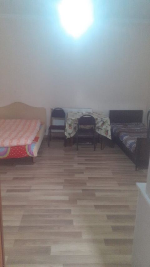 Həyət evi kirayə verilir, Xalqlar Dostluğu m — Bakı