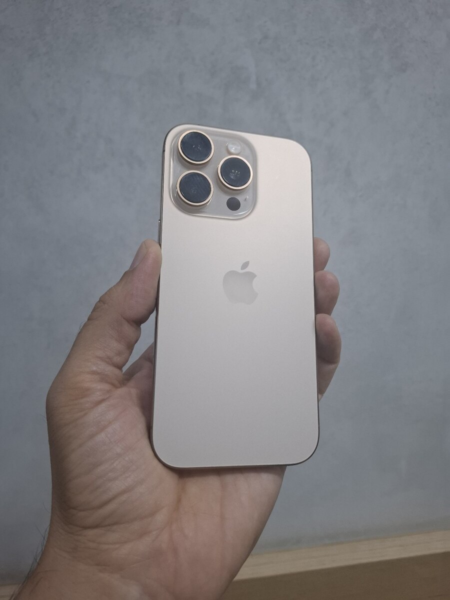 Apple iPhone 16 Pro Desert Titanium 128GB/8GB — Smartfonlar, Bakı (4)