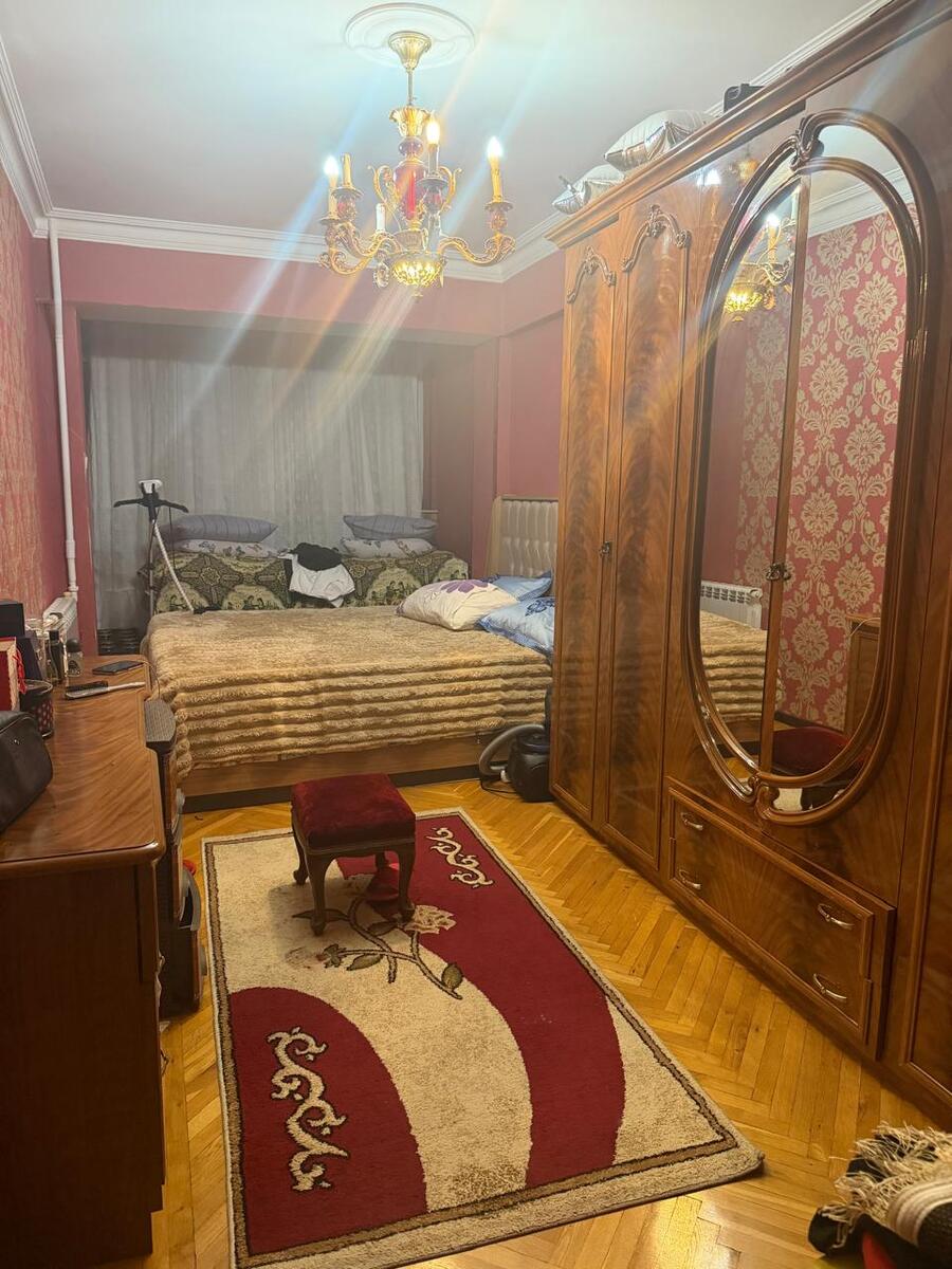 Satılır 2 otaqlı köhnə tikili 65 m² — Mənzil, Bakı (2)
