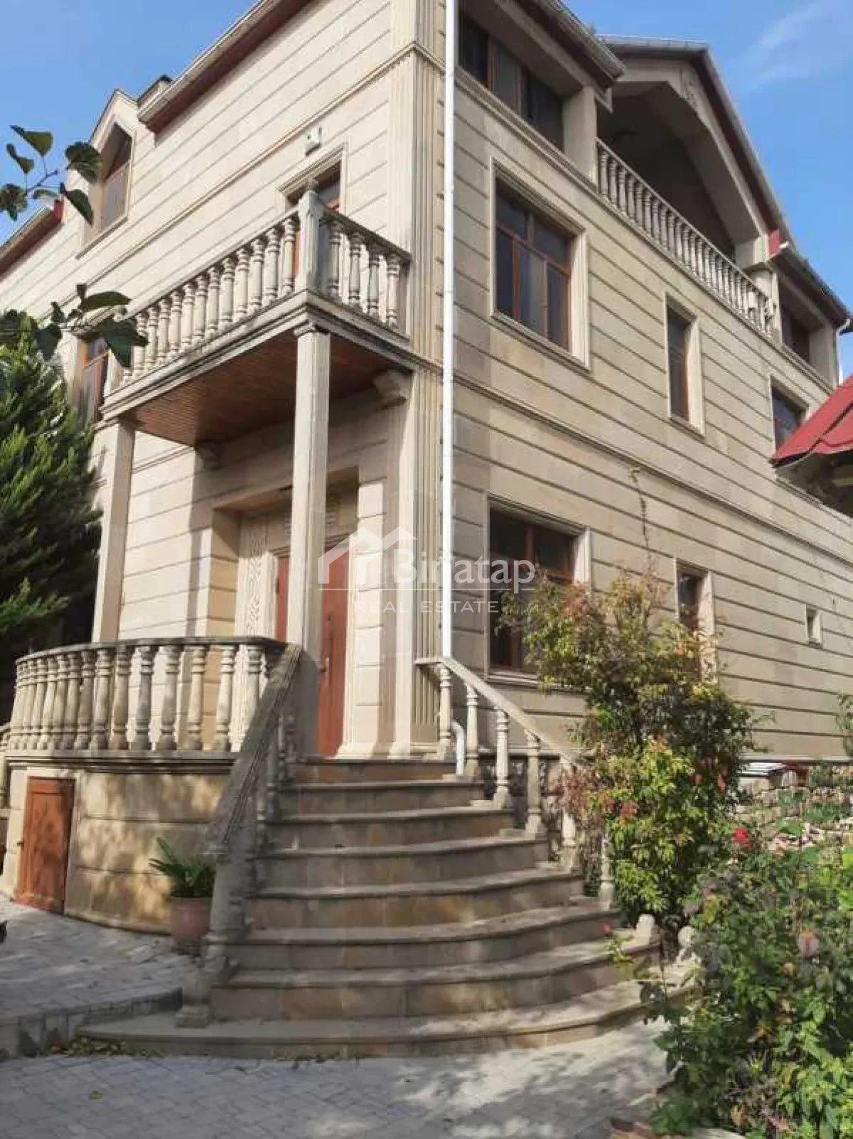 Satılır 5 otaqlı həyət evi / bağ evi 375 m², Badamdar qəsəbəsi, Səbail rayonu — Ev, villa, Bakı
