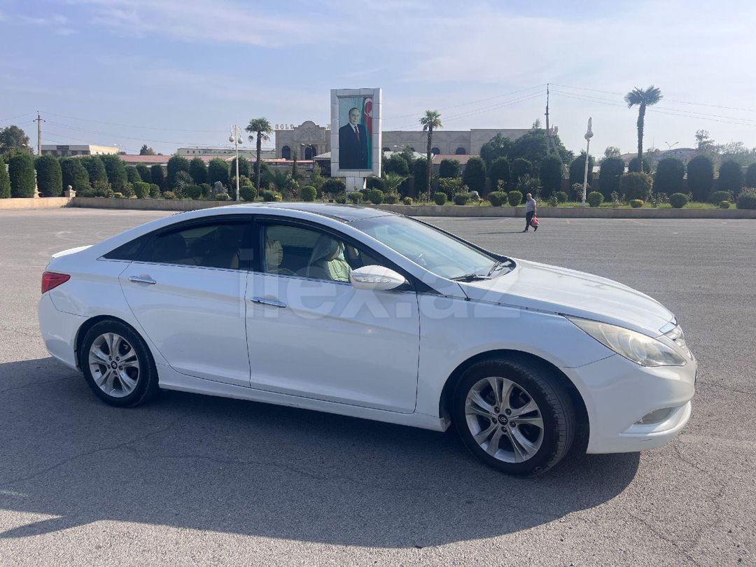2010 Hyundai Sonata, 2.4 L, 2010, 275,000 km 77-LF-153 — Avtomobillər, Bərdə (5)