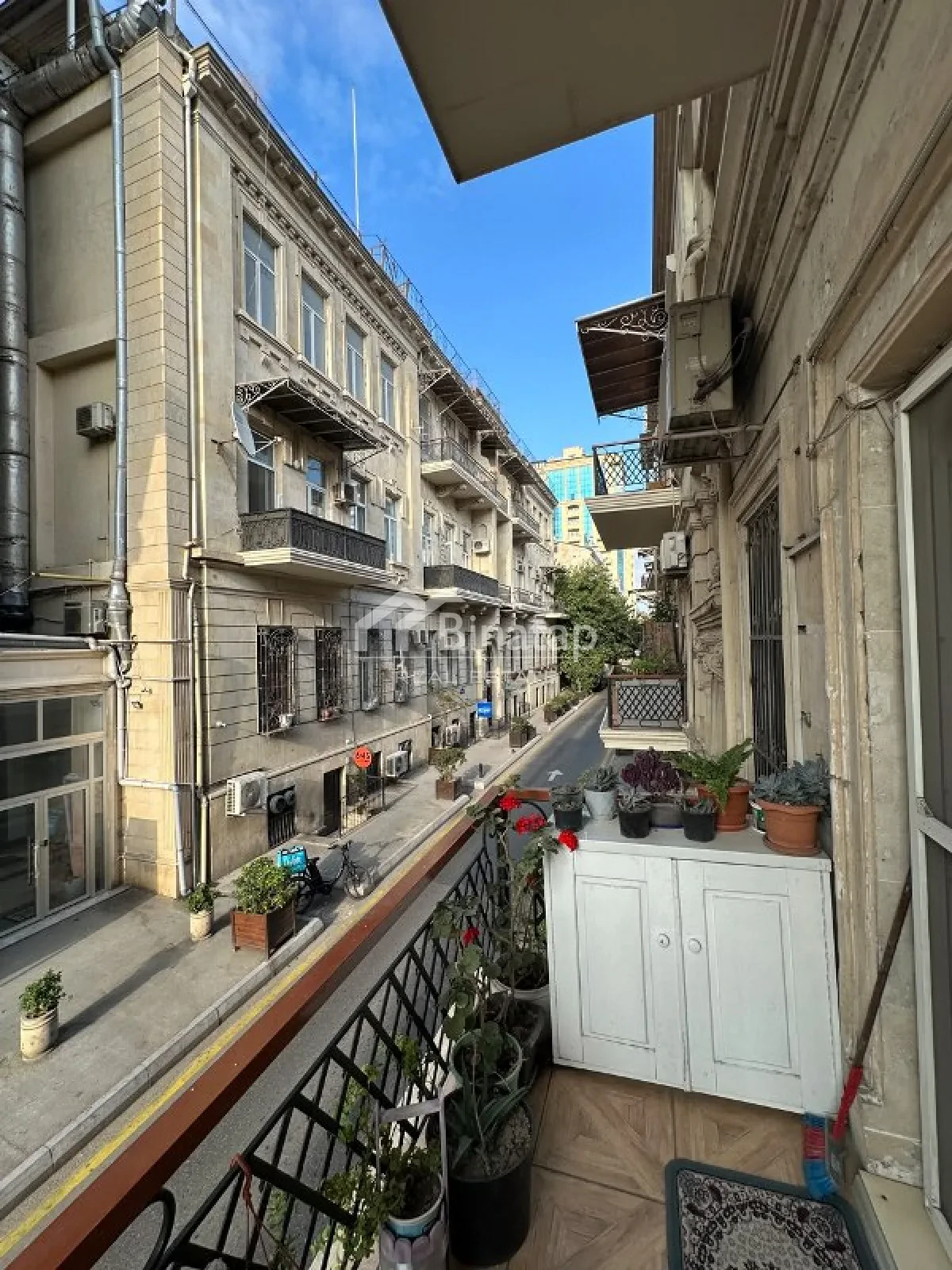 Satılır 5 otaqlı köhnə tikili 140 m², Nizami metrosu, Nəsimi rayonu — Mənzil, Bakı (2)