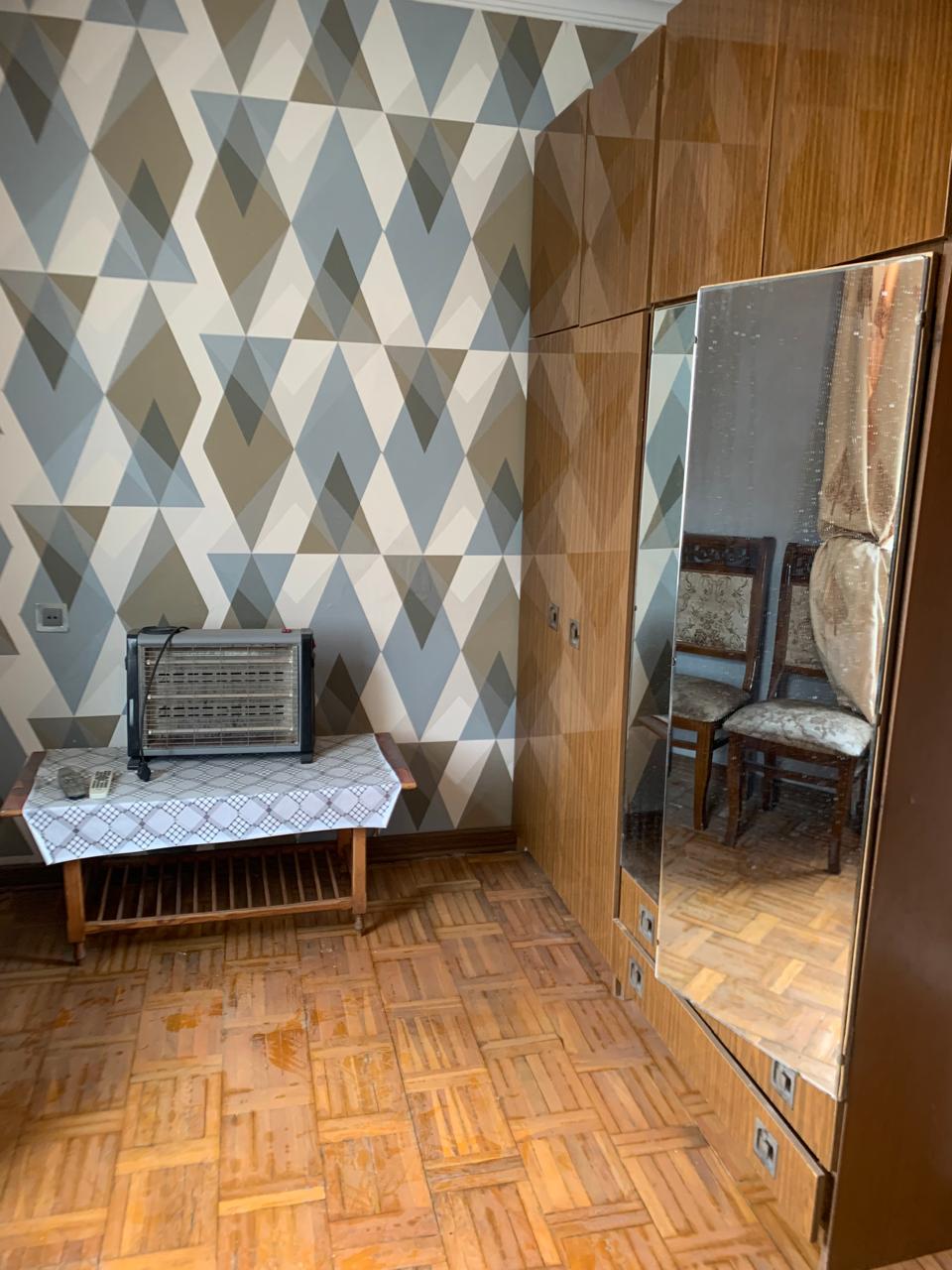 İcarə: 2 otaqlı Köhnə tikili, 55 m², Yasamal rayonu — Mənzil, Bakı (9)