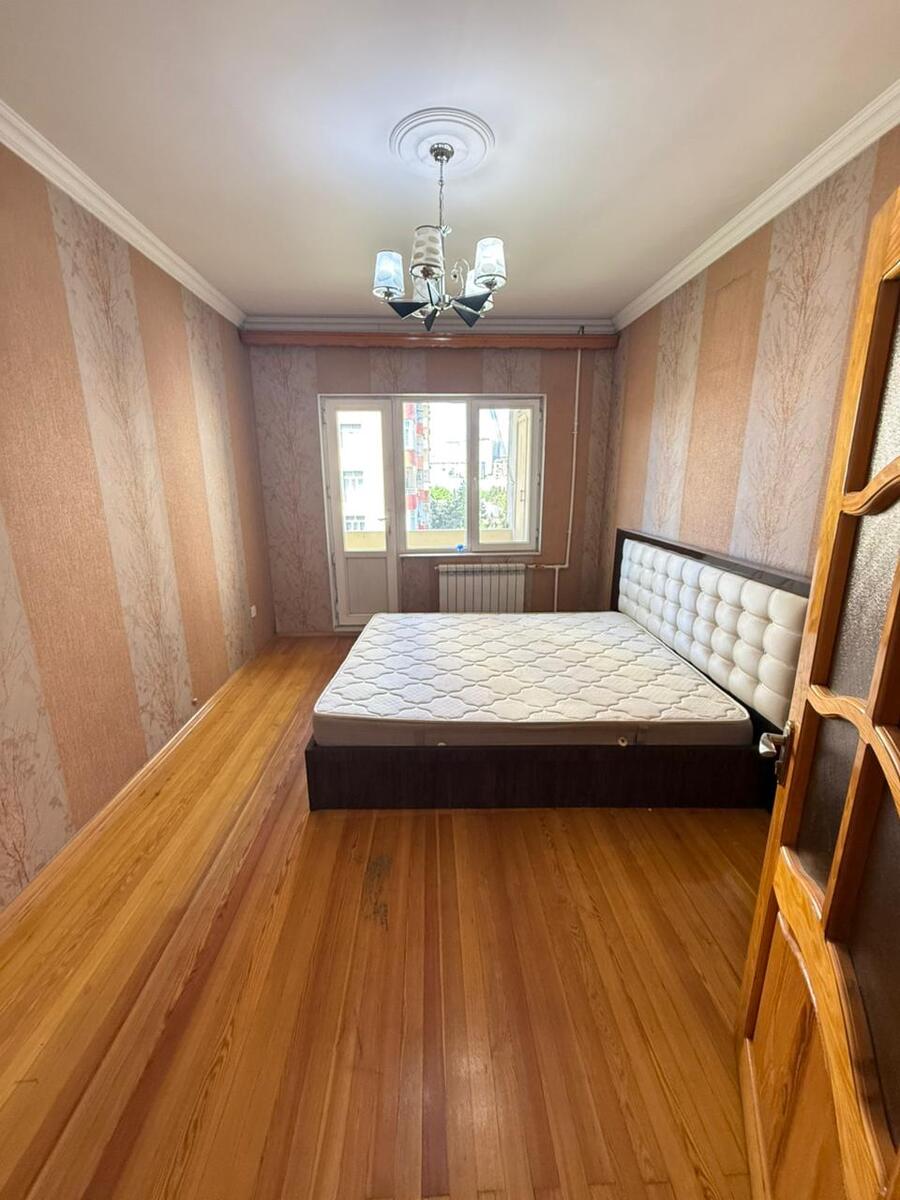 Satılır 2 otaqlı köhnə tikili 65 m² — Mənzil, Bakı (4)