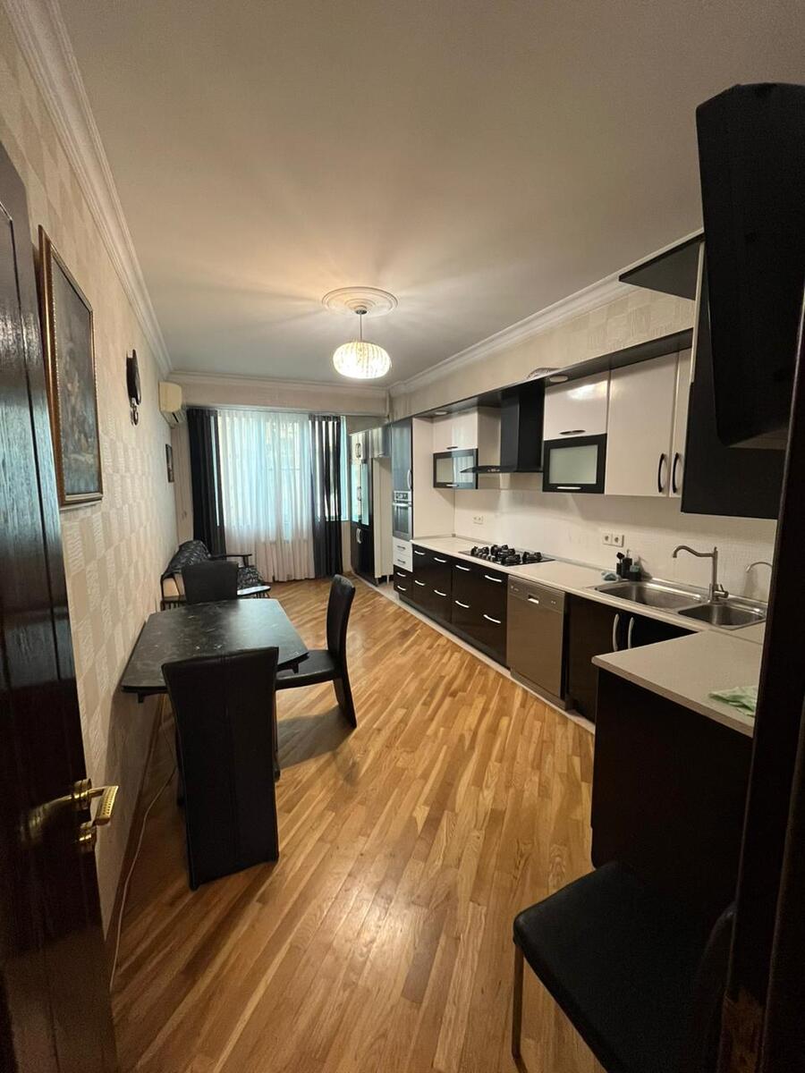 Satılır 3 otaqlı yeni tikili 135 m² — Mənzil, Bakı (6)